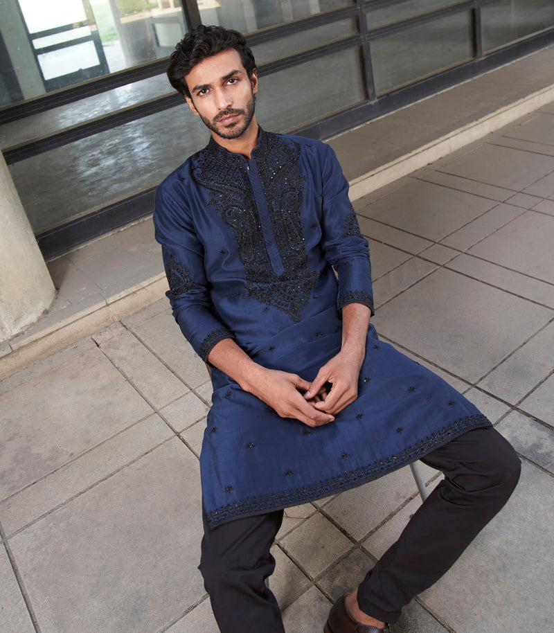 KASHMIRI PAISLEY KURTA SET