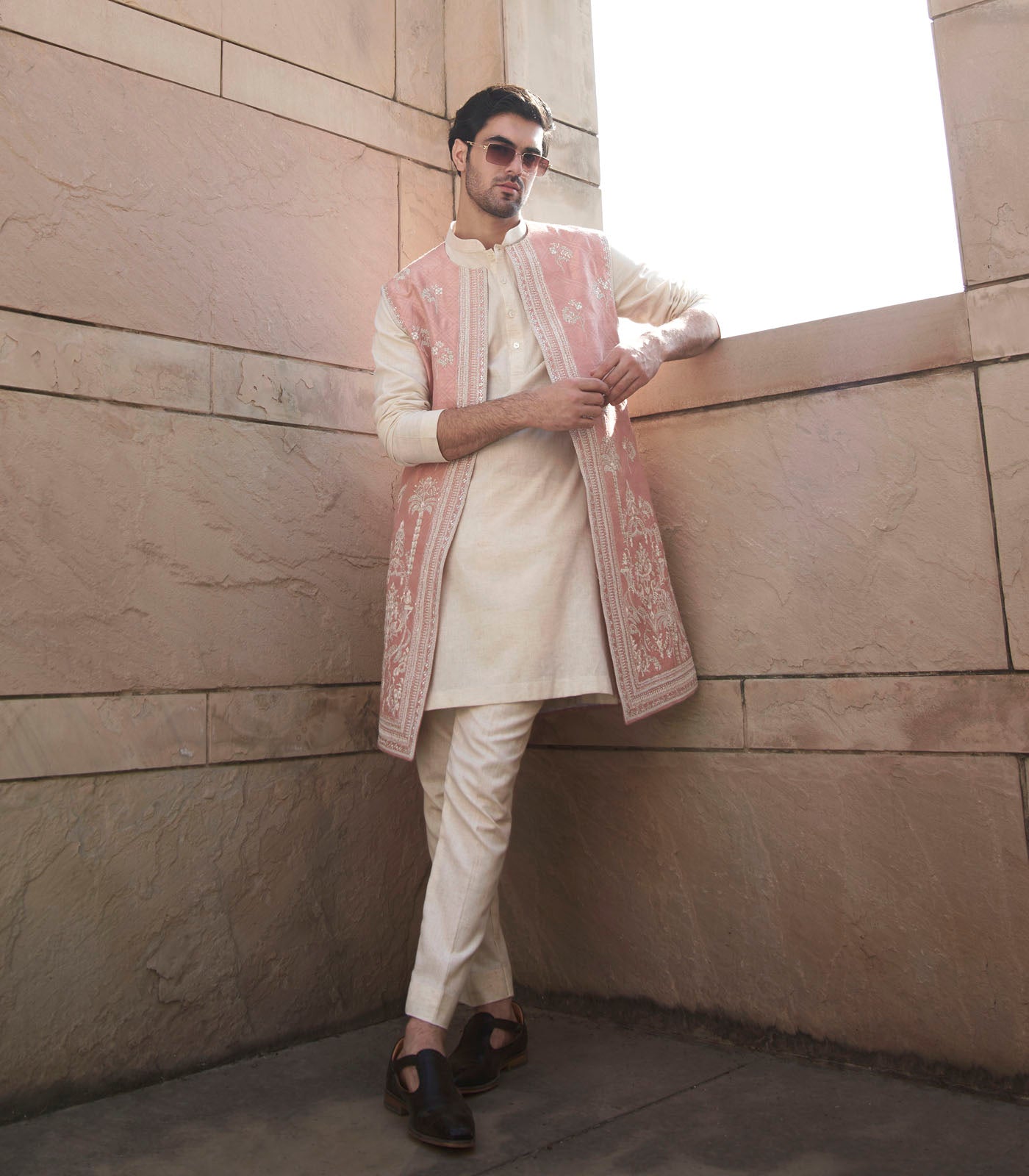 EMBROIDERED BANDI SET