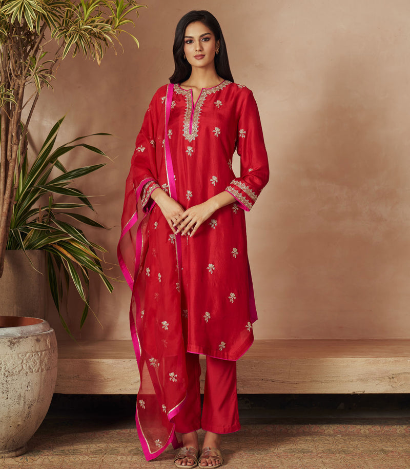 RED KURTA SET