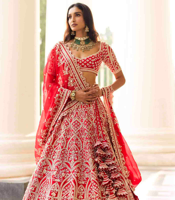 Navratri #Day4 - Red Outfit Inspiration for Brides & Bridesmaids | Bridal  Wear | Wedding Blog