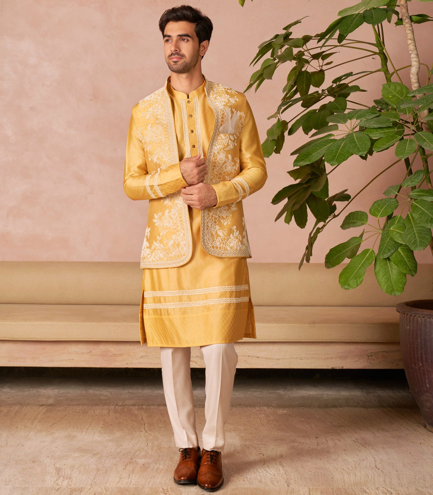 YELLOW BANDI SET