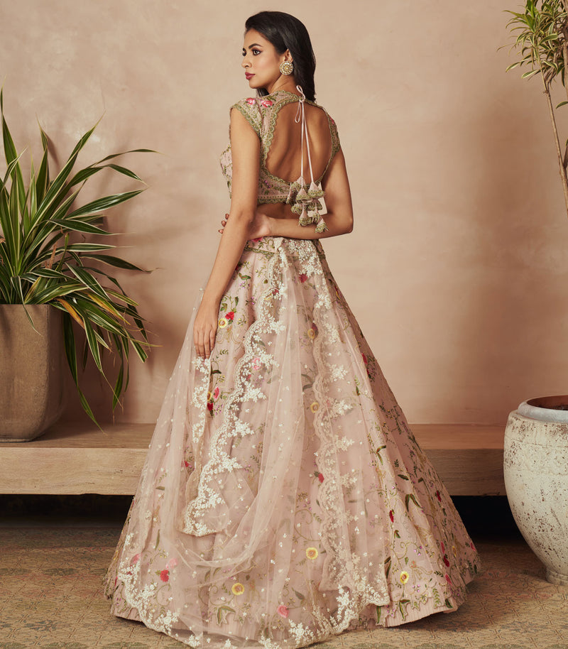 LEILA LEHENGA SET