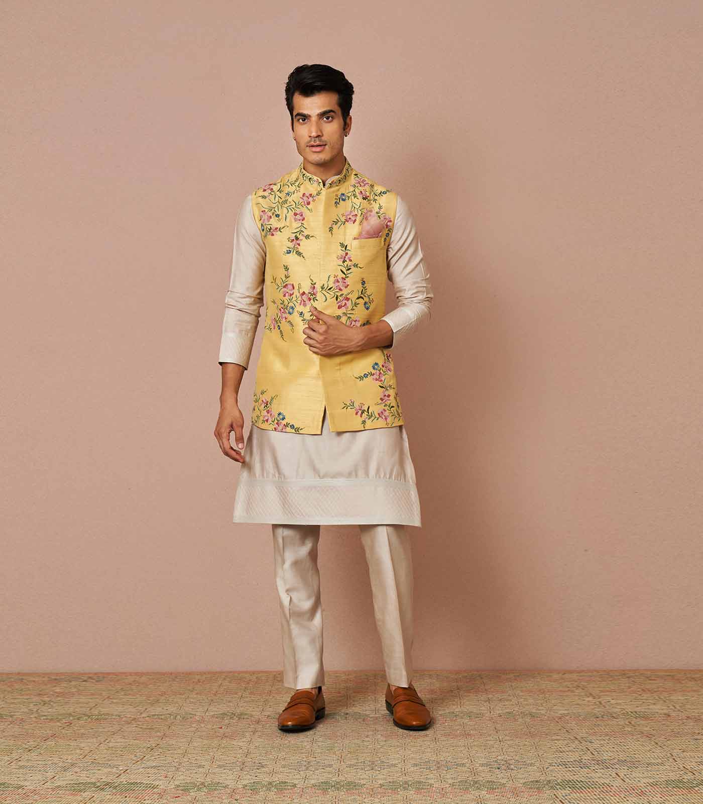 Yellow rawsilk iris threadwork bandi set