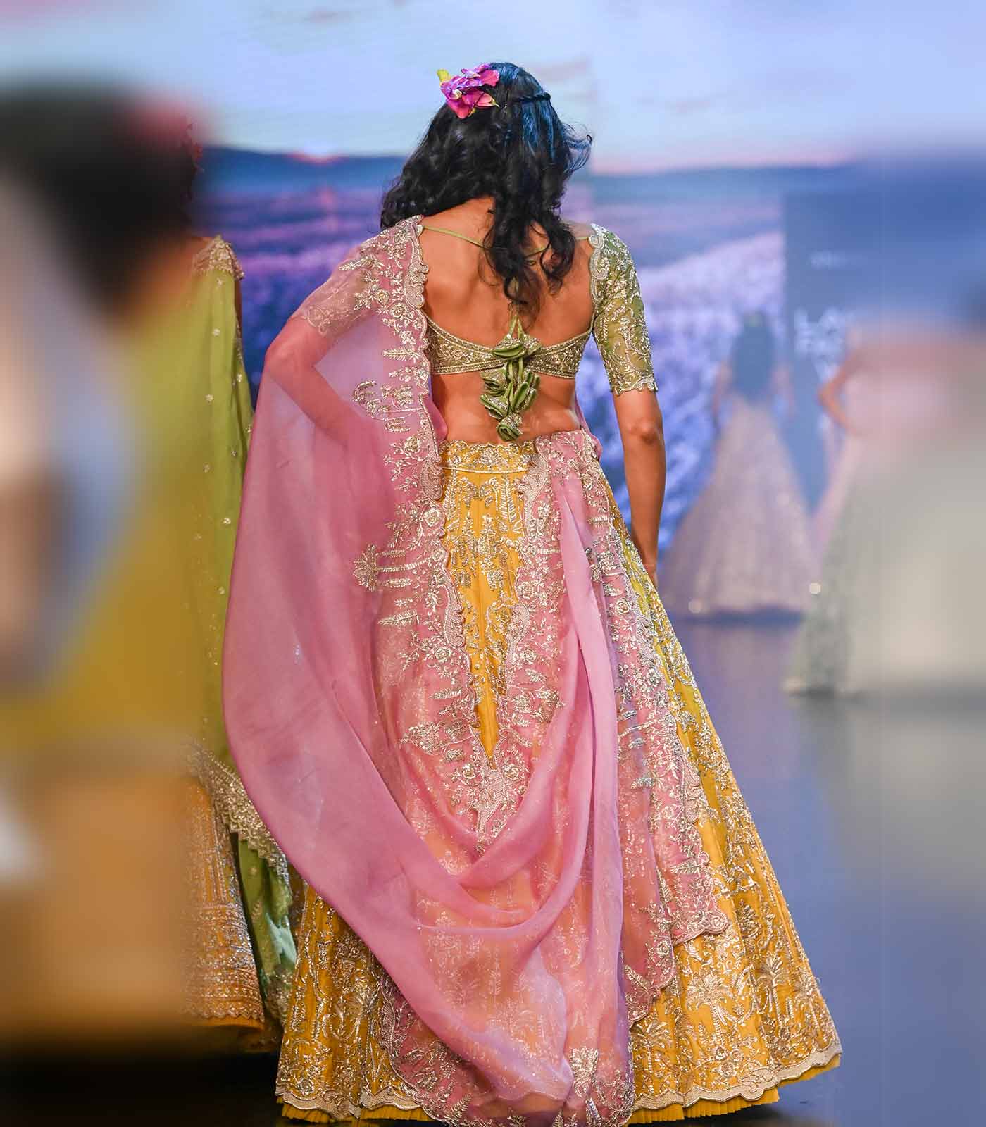 Gulzar yellow lehanga set