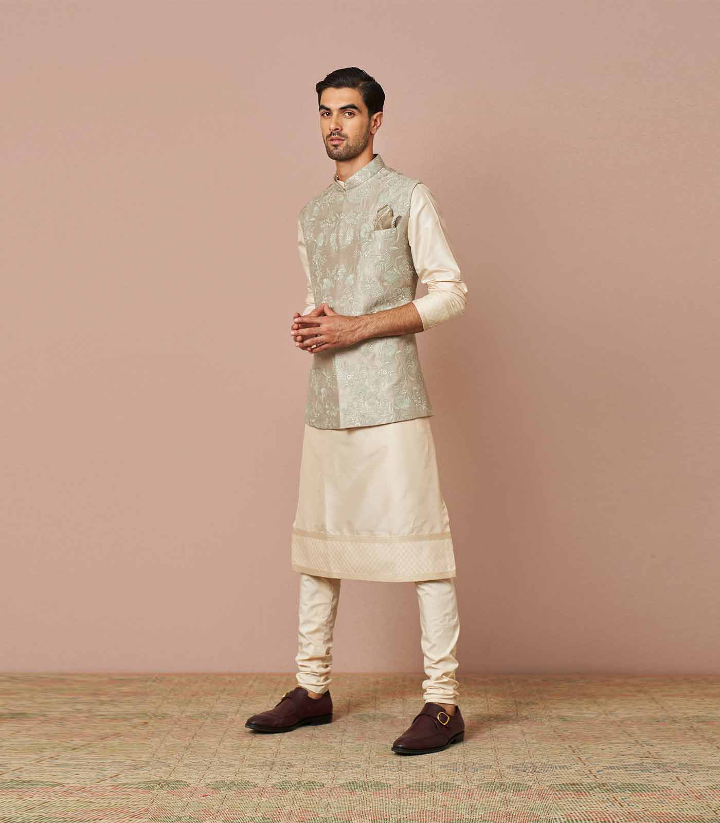 Pale blue rawsilk rue threadwork bandi set